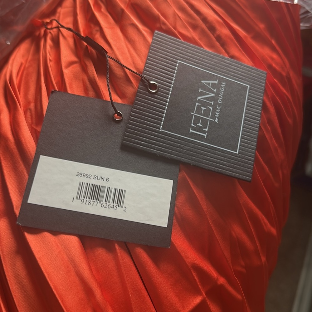Mac Duggal Women's Size 6 Orange Halter Pleated Maxi Dress Formal 26992 - Picture 8 of 8
